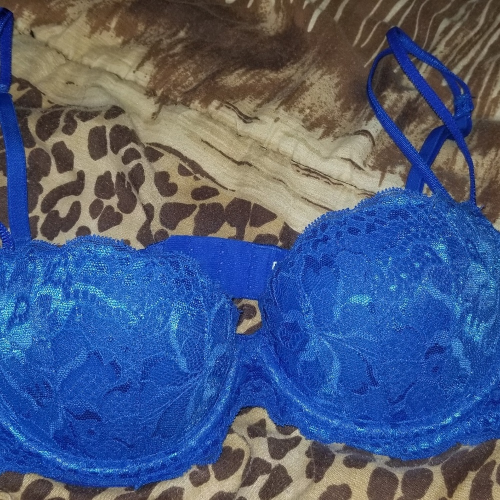 PINK BRA NWOT
